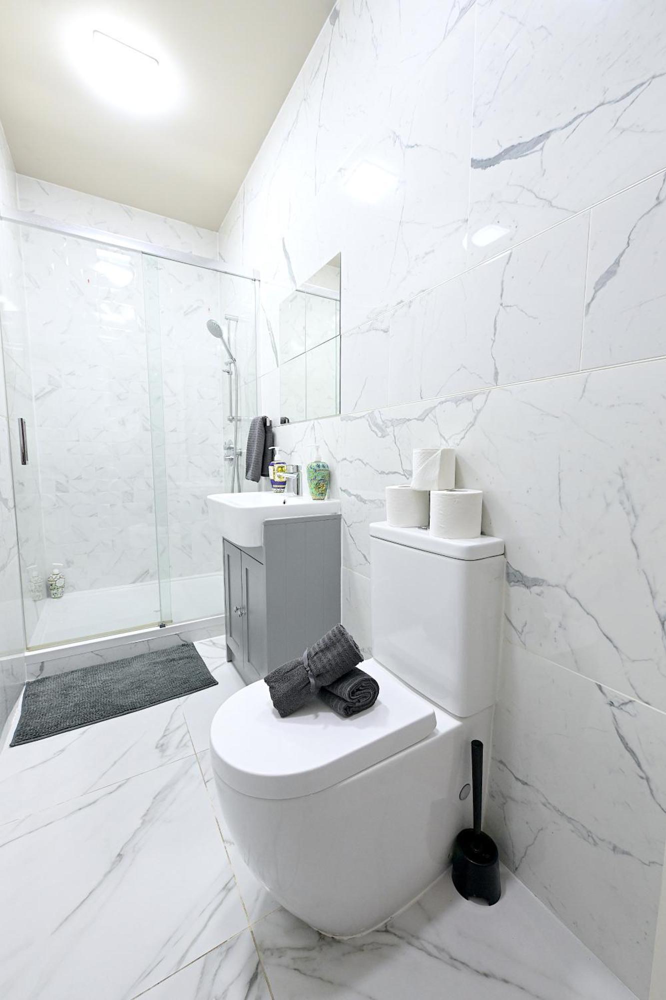 1 Bedroom Flat In Wood Green Piccadilly Line Лондон Екстер'єр фото